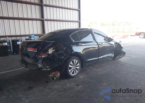 2011 Honda Accord 2.4 Ex из США, поврежденный, VIN 1HGCP2F70BA009238